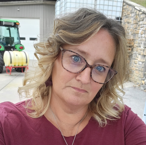 Meet your Posher, Jacqueline - Picture 3 of 4